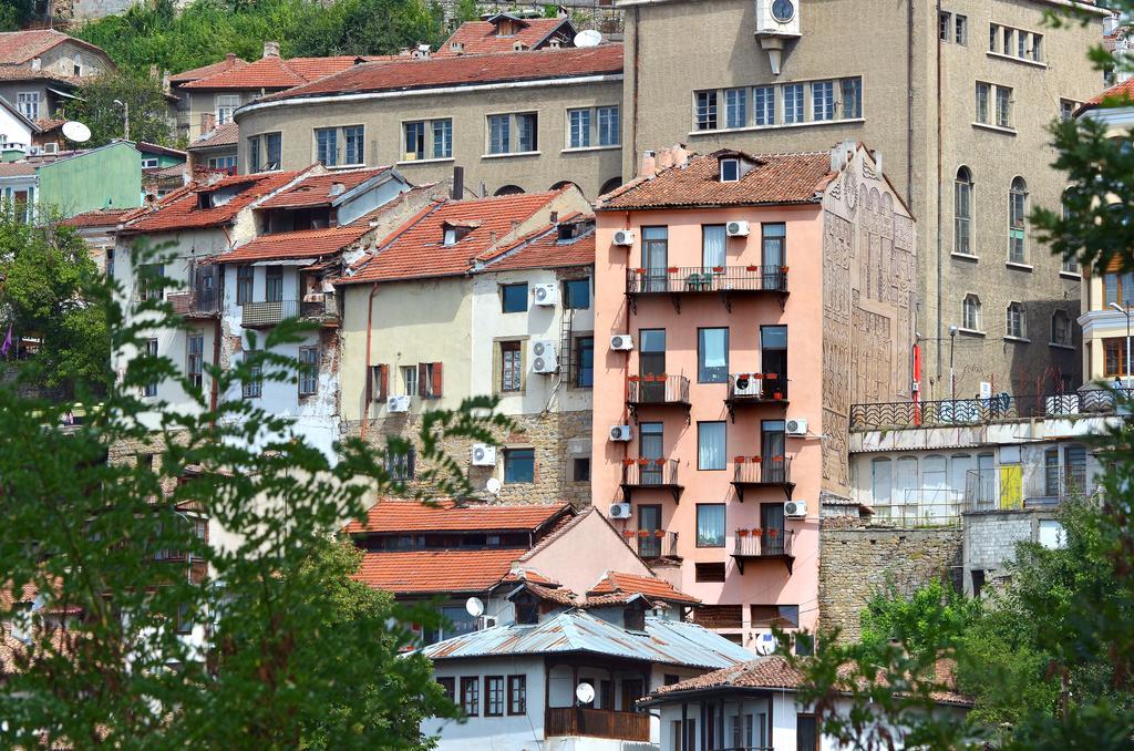 Hotel Stambolov Veliko Tărnovo Esterno foto